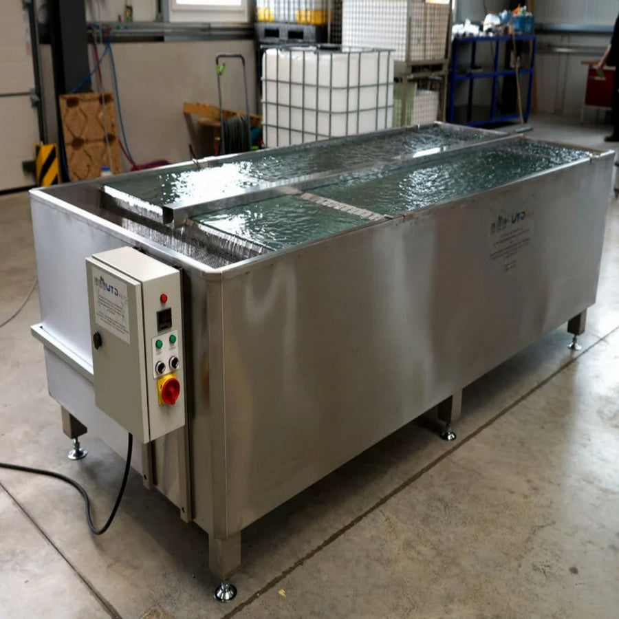 Wassertransferdruck Becken