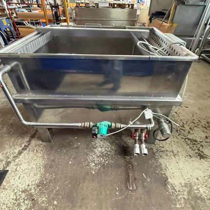 Wassertransferdruckbecken